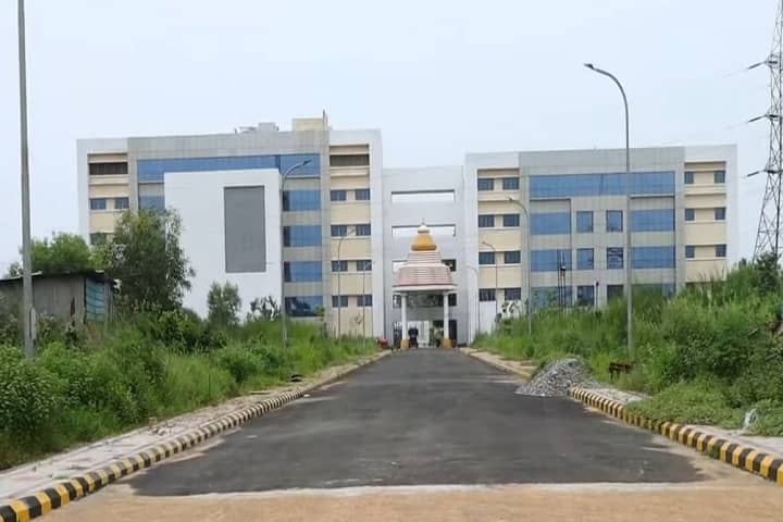 Shri Jagannath Medical College and Hospital campus in Puri, Odisha, India — photo 2