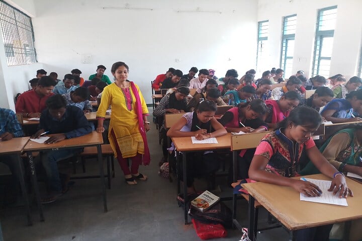 Likhan Sai Government College campus in Tapkara, Chhattisgarh, India — photo 3