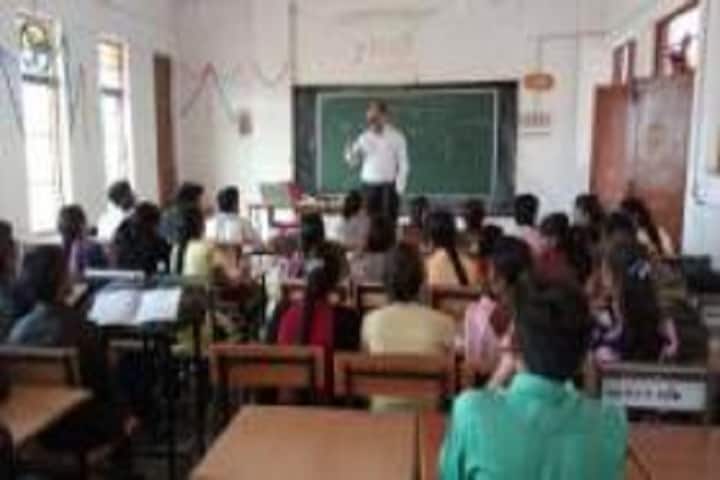 Virangana Avanti Bai Government College campus in Chhuikhadan, Chhattisgarh, India — photo 2