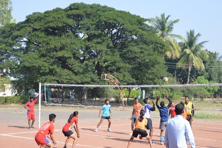 CD Jain College of Commerce campus in Shrirampur, Maharashtra, India — photo 3