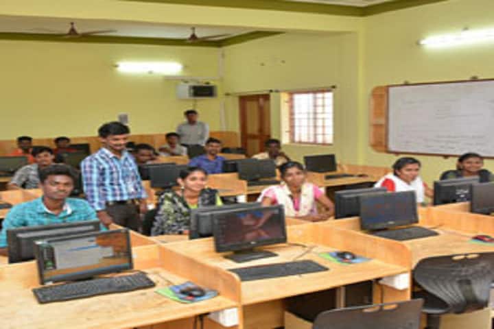 T Mariappan Nadar Muthukani Ammal College of Arts and Science campus in Thoothukudi (Tuticorin), Tamil Nadu, India — photo 3