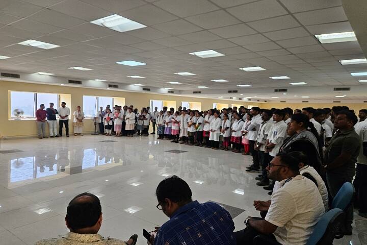 Pandit Raghunath Murmu Medical College and Hospital campus in Baripada, Odisha, India — photo 6
