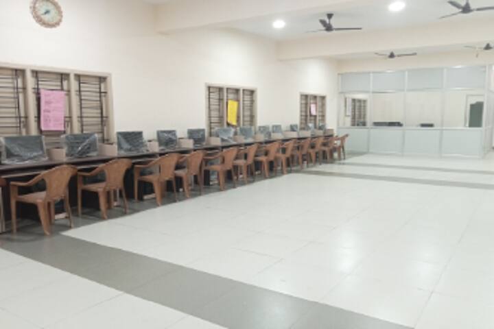 Jayarani Arts and Science College for Women campus in Salem, Tamil Nadu, India — photo 2