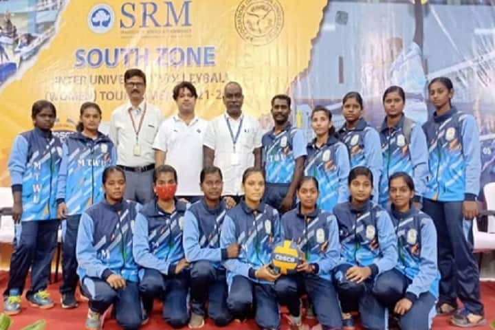 Bon Secours Arts and Science College for Women campus in Dindigul, Tamil Nadu, India — photo 6