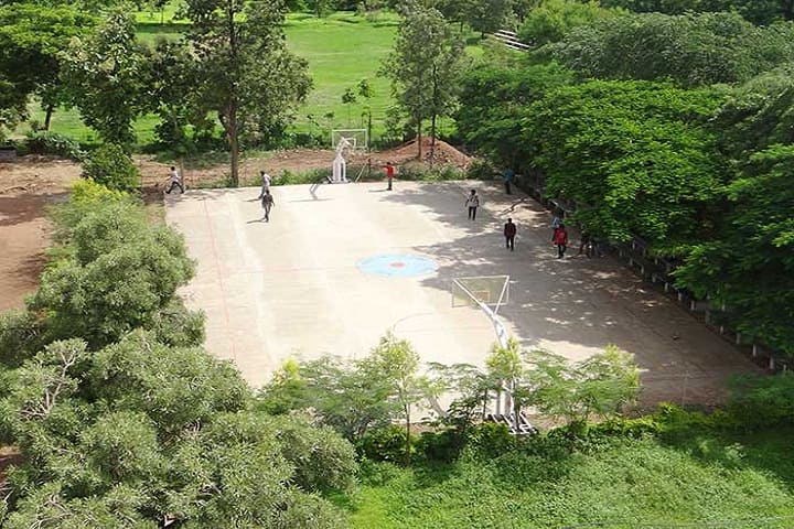 Christ College campus in Pune, Maharashtra, India — photo 2