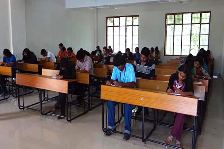 Christ College campus in Pune, Maharashtra, India — photo 6