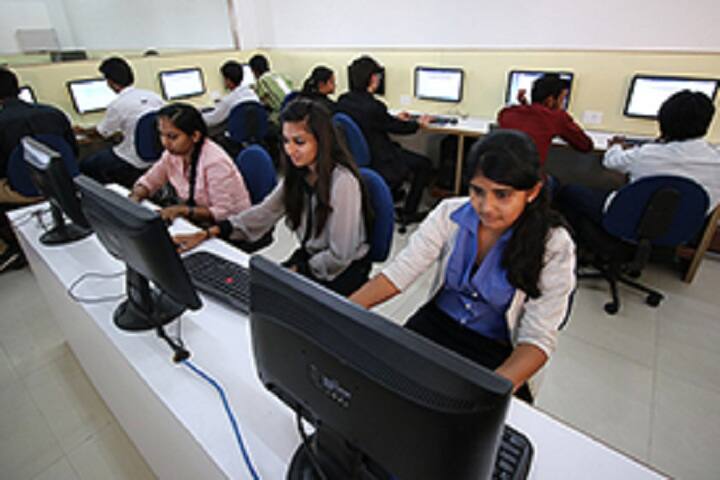 Swami Vivekanand Mahavidhyalaya campus in Dungarpur, Rajasthan, India — photo 4