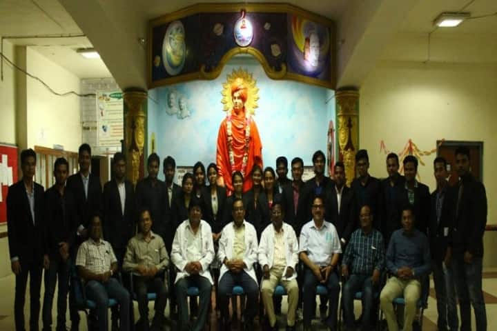 MKCG Medical College campus in Brahmapur, Odisha, India — photo 4