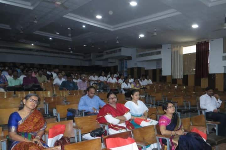MKCG Medical College campus in Brahmapur, Odisha, India — photo 6