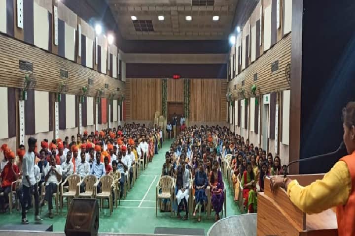 Shri RLT College of Science campus in Akola, Maharashtra, India — photo 5