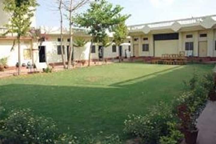 Tagore T T College campus in Kekri, Rajasthan, India — photo 3