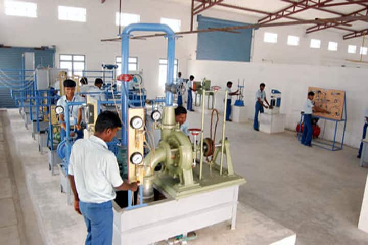 Arulmurugan Polytechnic College campus in Karur, Tamil Nadu, India — photo 2