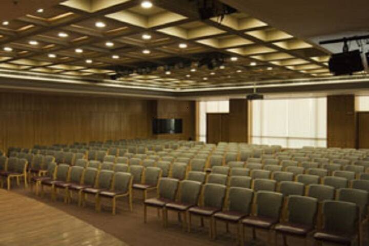Clara's College of Commerce campus in Mumbai, Maharashtra, India — photo 2