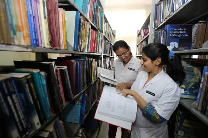Dr DY Patil Biotechnology and Bioinformatics Institute campus in Navi Mumbai, Maharashtra, India — photo 4