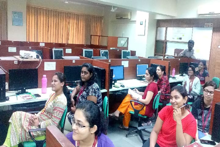Dr DY Patil Biotechnology and Bioinformatics Institute campus in Navi Mumbai, Maharashtra, India — photo 6