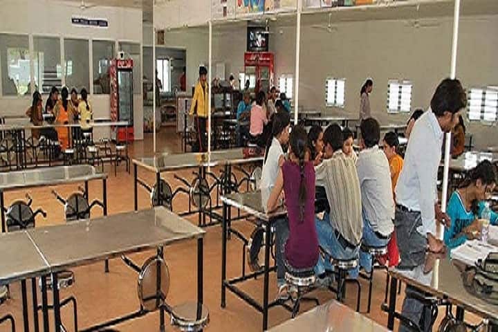 Hi-Tech Medical College and Hospital campus in Bhubaneshwar, Odisha, India — photo 2