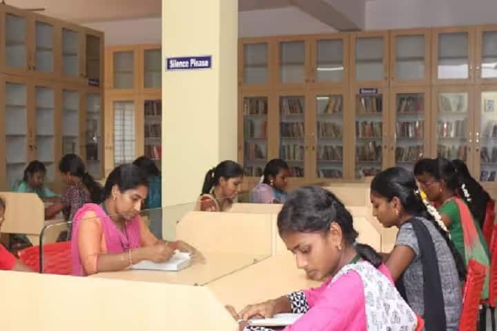 Queens College of Arts and Science for Women campus in Thanjavur, Tamil Nadu, India — photo 4
