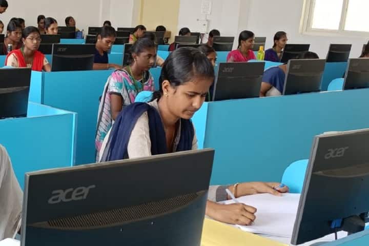 Arumugham Palaniguru Arts and Science College for Women campus in Virudhunagar, Tamil Nadu, India — photo 1