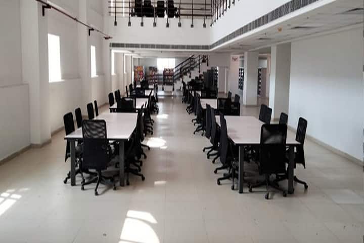 Saheed Rendo Majhi Medical College and Hospital campus in Bhawanipatna, Odisha, India — photo 5
