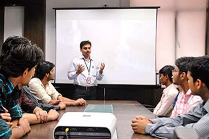 Sadhna Academy of Media Studies campus in Noida, Uttar Pradesh, India — photo 2