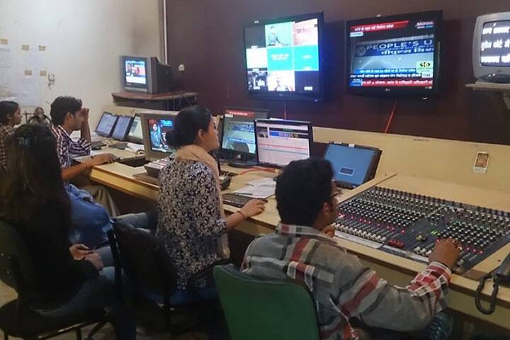 Sadhna Academy of Media Studies campus in Noida, Uttar Pradesh, India — photo 5