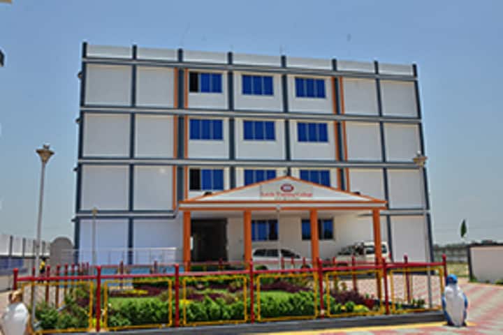 Leeds Training College campus in Patna, Bihar, India — photo 1