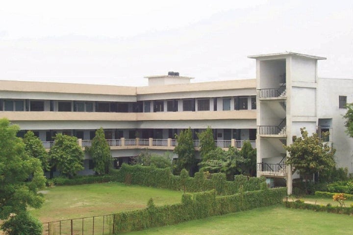 Suraj Bhan Institute of Information Technology campus in Bareilly, Uttar Pradesh, India — photo 1