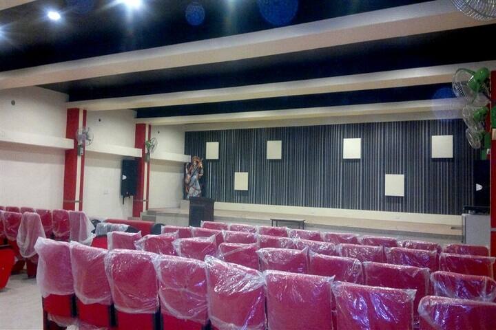 Kr RC Mahila Degree College campus in Mainpuri, Uttar Pradesh, India — photo 3