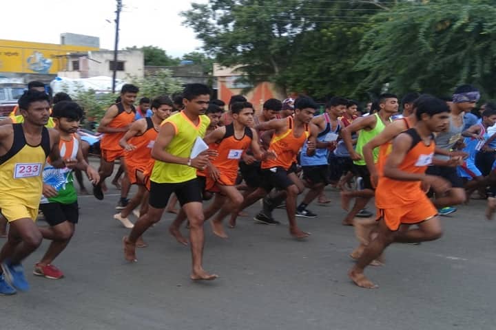 Nijampur Jaitane Shikshan Prasarak Mandalache Jagannath Kadwadas Shah Adarsh Mahavidyalaya campus in Dhule, Maharashtra, India — photo 5