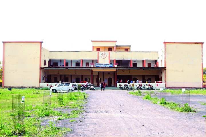 Suwalal Patni Arts and Commerce College campus in Wardha, Maharashtra, India — photo 1