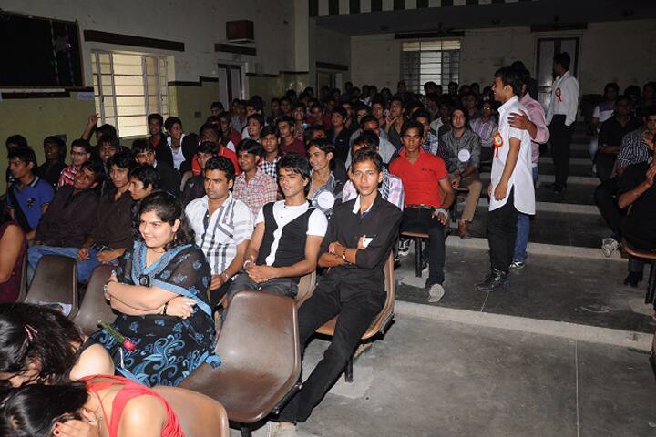 Presidency College campus in Alwar, Rajasthan, India — photo 2