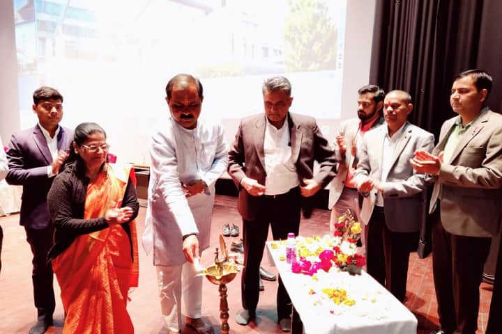 Maharani Laxmi Bai Government Para Medical Training College campus in Jhansi, Uttar Pradesh, India — photo 5