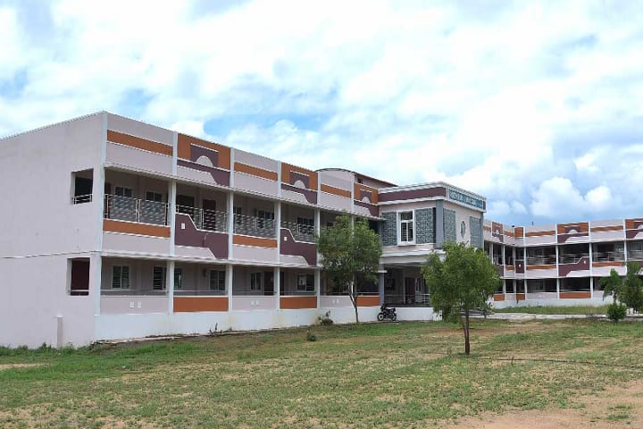 Christopher Arts and Science College Women campus in Tirunelveli, Tamil Nadu, India — photo 1