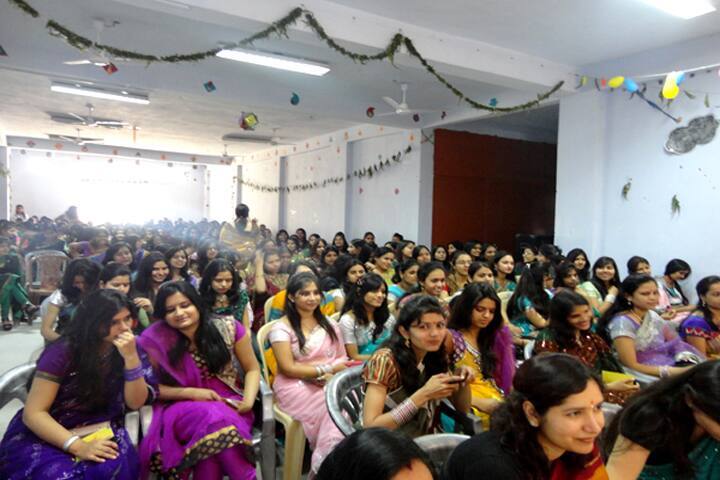 Tagore PG Girls College campus in Jaipur, Rajasthan, India — photo 4