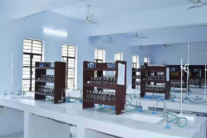 Ingraham Institute Girl's Degree College campus in Ghaziabad, Uttar Pradesh, India — photo 3
