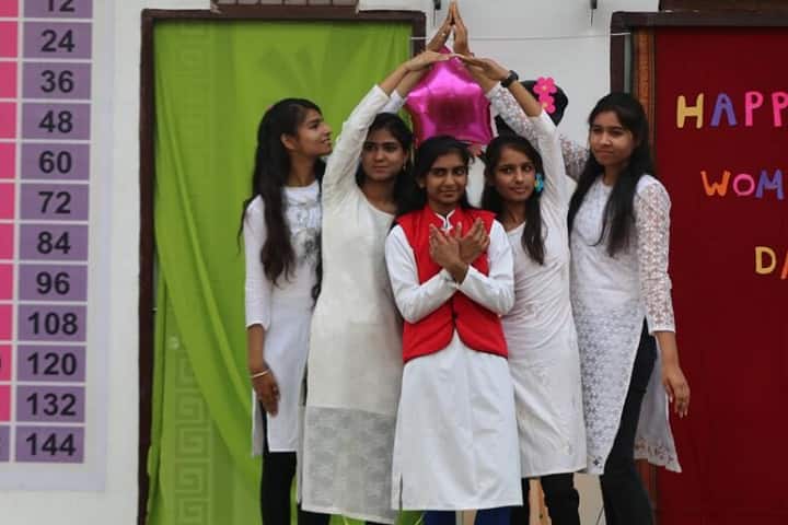 Mahi Girl's College campus in Pratapgarh, Rajasthan, India — photo 2