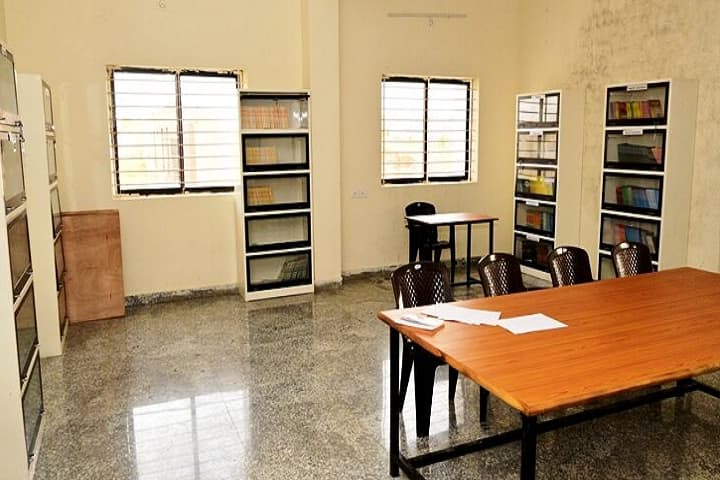 Mahi Girl's College campus in Pratapgarh, Rajasthan, India — photo 5