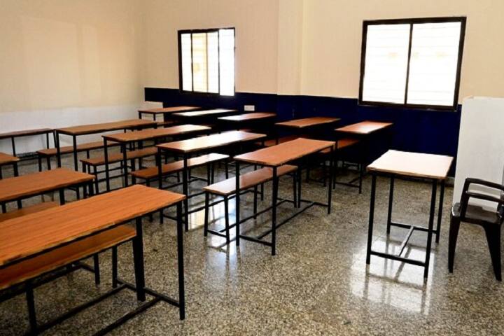 Mahi Girl's College campus in Pratapgarh, Rajasthan, India — photo 6