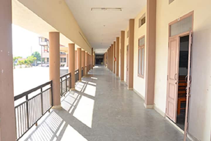 St Ann's College of Arts and Science campus in Tindivanam, Tamil Nadu, India — photo 4