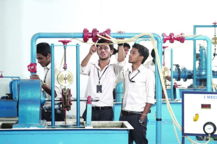 Al Azhar Polytechnic College campus in Thiruvananthapuram, Kerala, India — photo 5