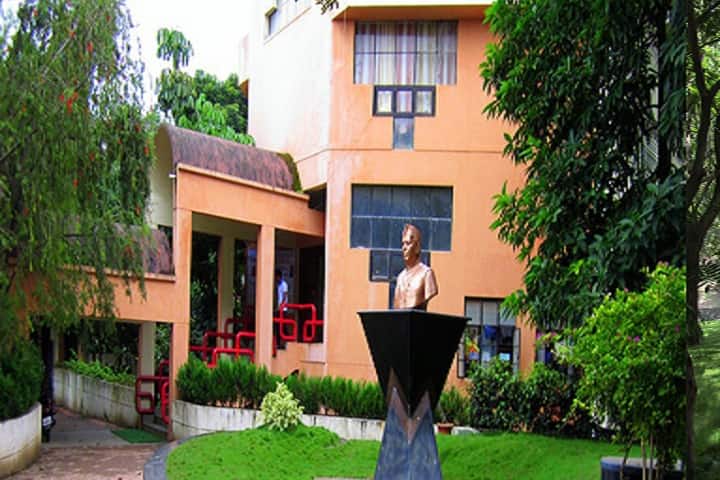 Yashwantrao Chavan School of Social Work campus in Jakatwadi, Maharashtra, India — photo 1