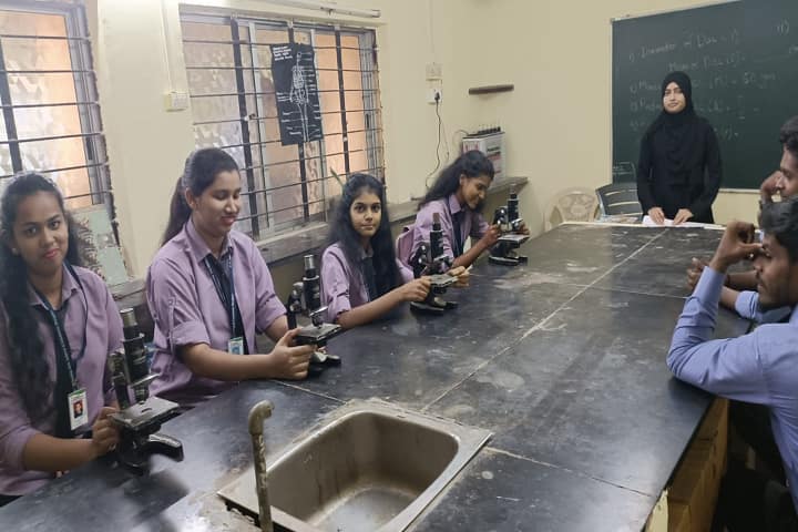 Mangaon Shikshan Prasarak Mandal's DG Tatkare College Arts campus in Mangaon, Maharashtra, India — photo 5