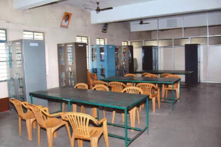 CS Tubachi Education Society's SSN Arts and Commerce College campus in Hukkeri, Karnataka, India — photo 5