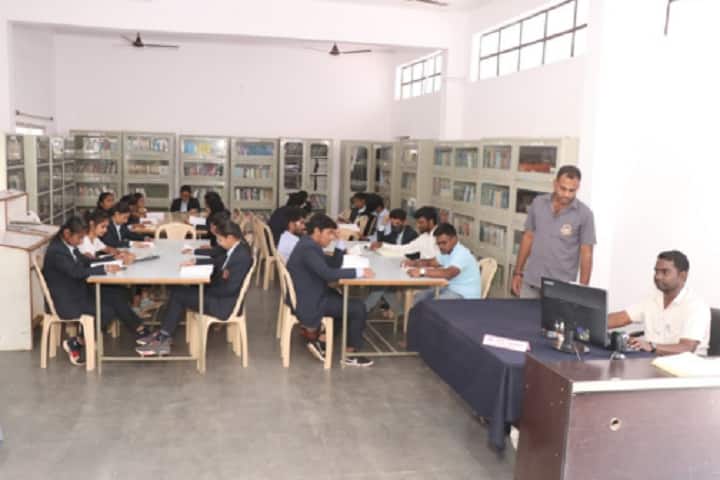 Guru Nanak First Grade College campus in Bidar, Karnataka, India — photo 6