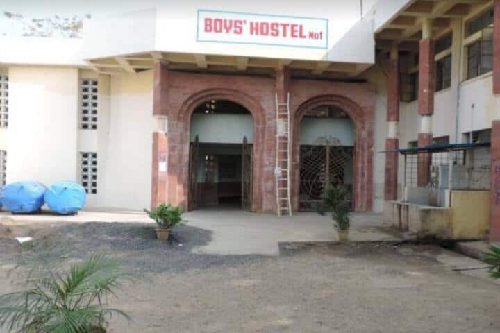 Swami Ramanand Tirth Rural Government Medical College campus in Ambajogai, Maharashtra, India — photo 5