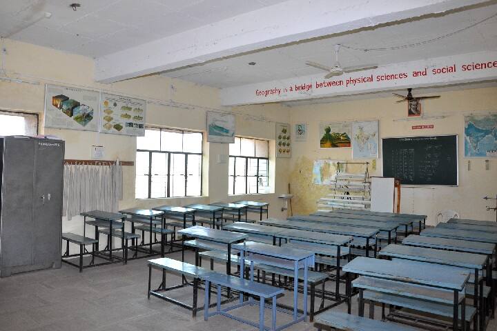Shrikrishna Mahavidyalaya campus in Osmanabad, Maharashtra, India — photo 4