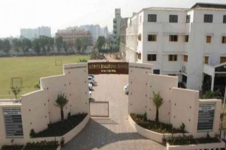 NAV Nirman Commerce College campus in Surat, Gujarat, India — photo 1