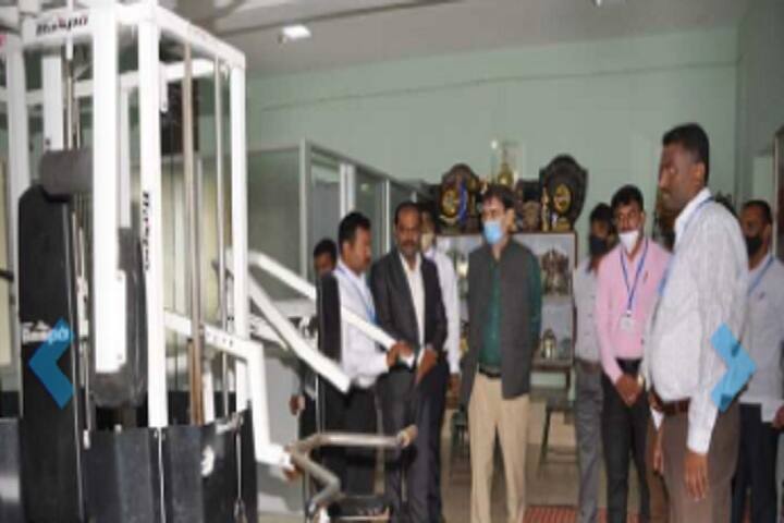Government First Grade College campus in Hassan, Karnataka, India — photo 2