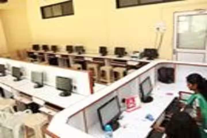 S K College of Science and Commerce campus in Navi Mumbai, Maharashtra, India — photo 4