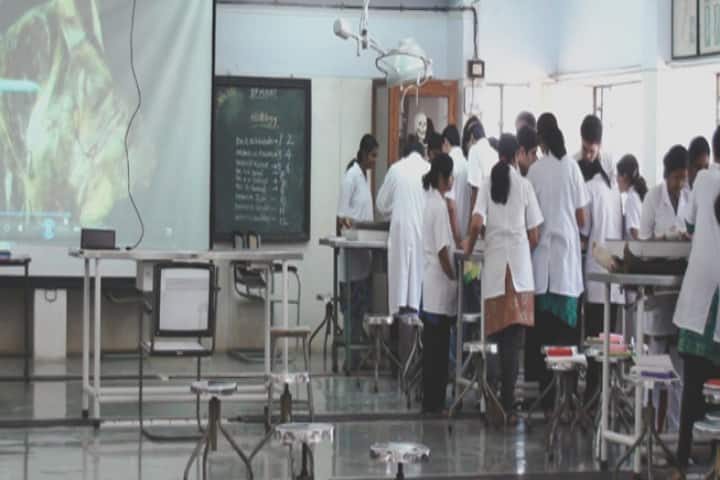 Rural Medical College campus in Loni, Maharashtra, India — photo 6